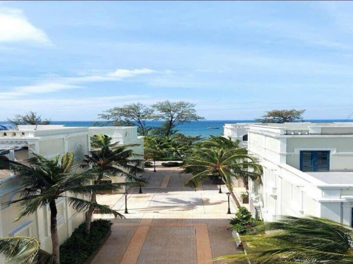 Marina Resort Waterfront Minh Phu Quoc Beach Swimming Pool المظهر الخارجي الصورة